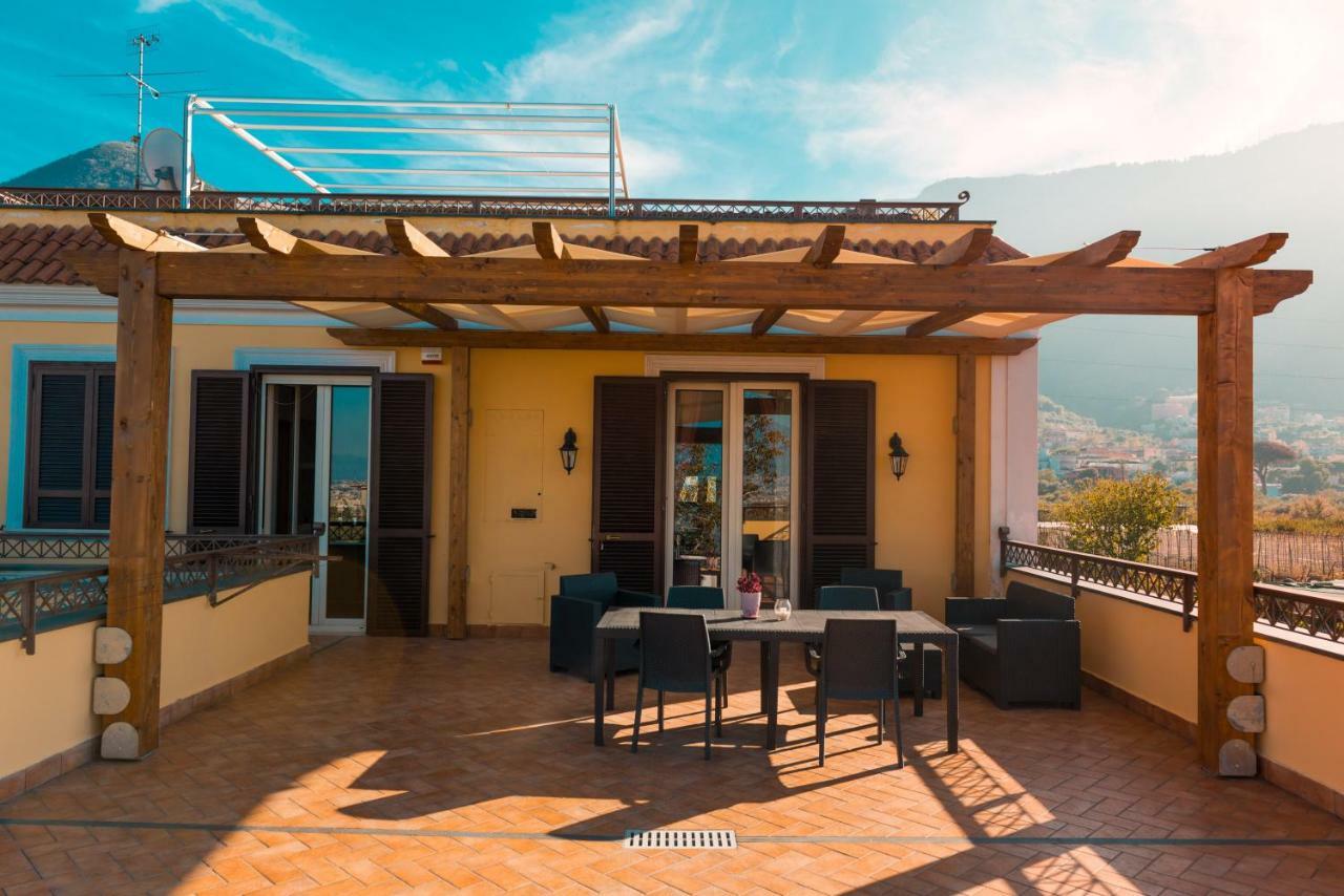Villa Lucia Terrazza Panoramica Castellammare di Stabia Exterior foto